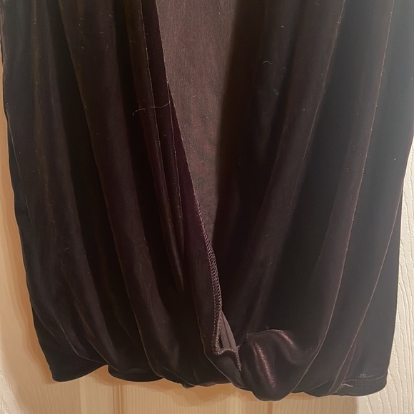 Waverly gray sleeveless longneck chocolate brown the Lord top size small - Picture 3 of 4